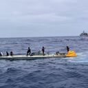 Marina asegura semisumergible con más de 3.5 toneladas de presunta cocaína en el Océano Pacífico