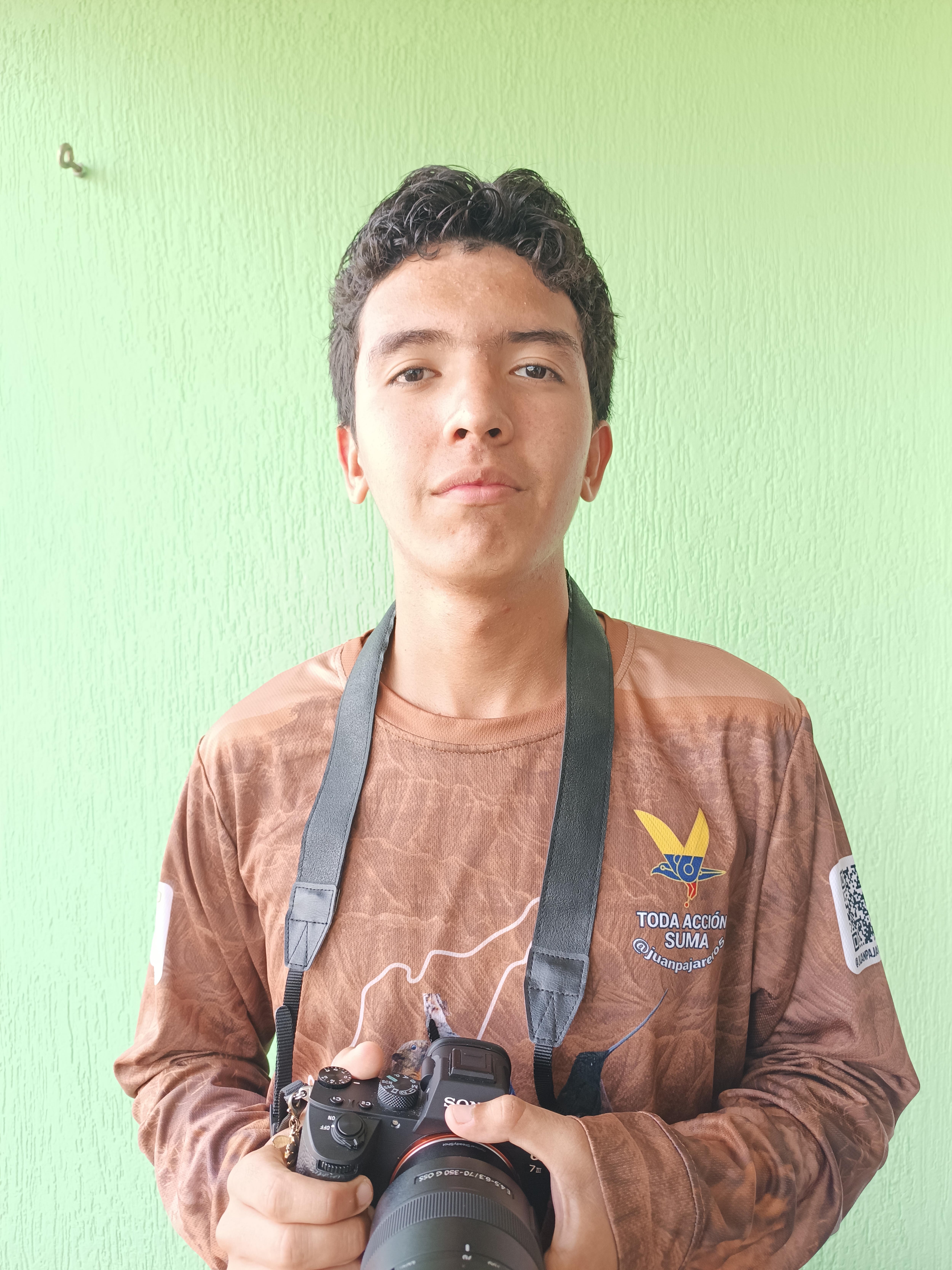 Juan Sebastián Ávila Pérez, de 14 años, de Neiva, Colombia, ganó el Tercer Lugar en la categoría de 8 a 14 años.