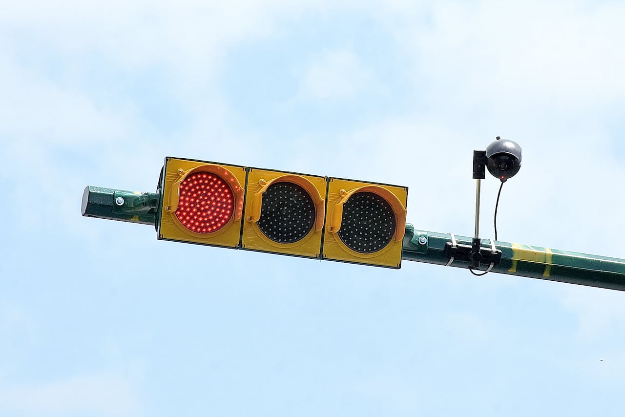 Instalación de Semáforos Inteligentes en Cali