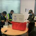 Las autoridades del Aeropuerto El Dorado retuvieron 70 vacunas que iban a ingresar ilegalmente al país.