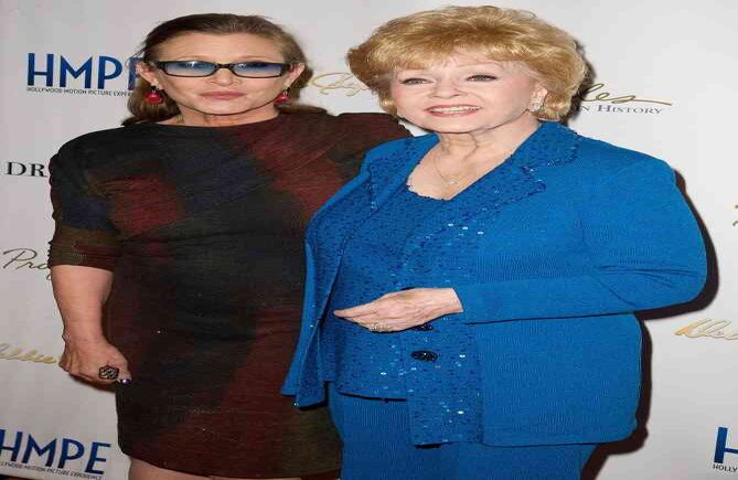 Carrie Fisher y Debbie Reynolds. Foto. AP