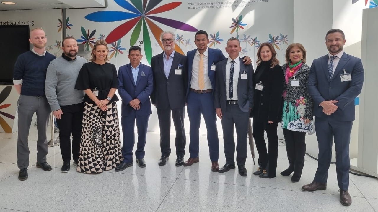 Especial Minería, Aris Mining