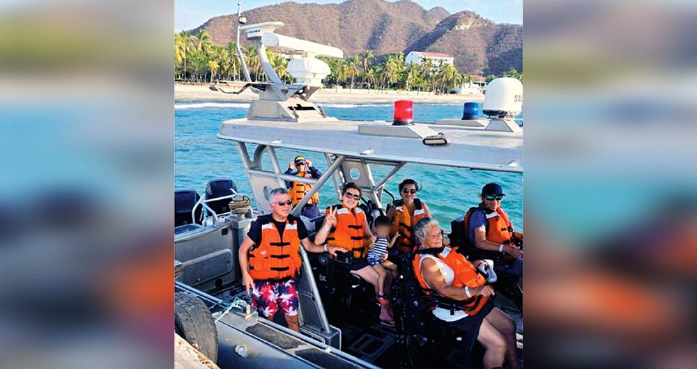 La lancha usada por Alexandra González Zapata para hacer un tour con su familia. 