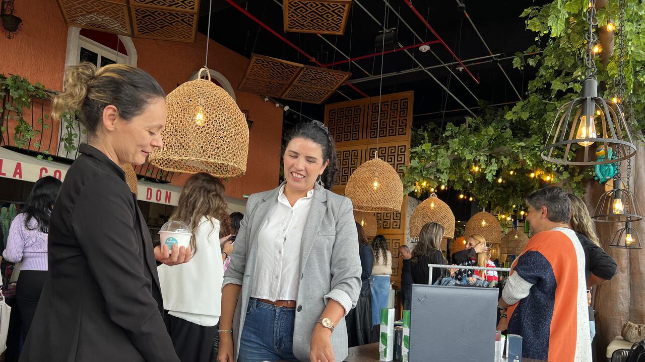 Emprender no es una opción romántica ni glamorosa para muchas mujeres; es, muchas veces, la única puerta disponible.