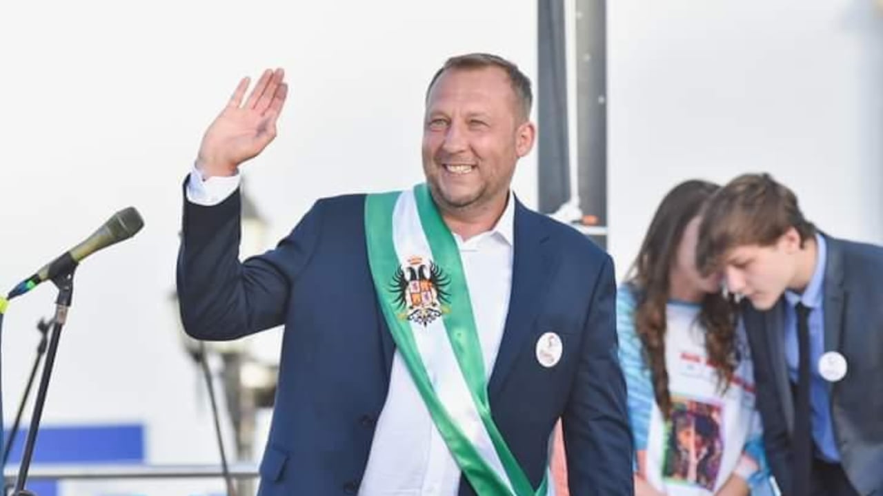 Tumban la elección de Mikhail Krasnov como alcalde de Tunja.