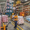 Muchas empresas no han podido abastecerse de insumos o tienen problemas para realizar entregas.