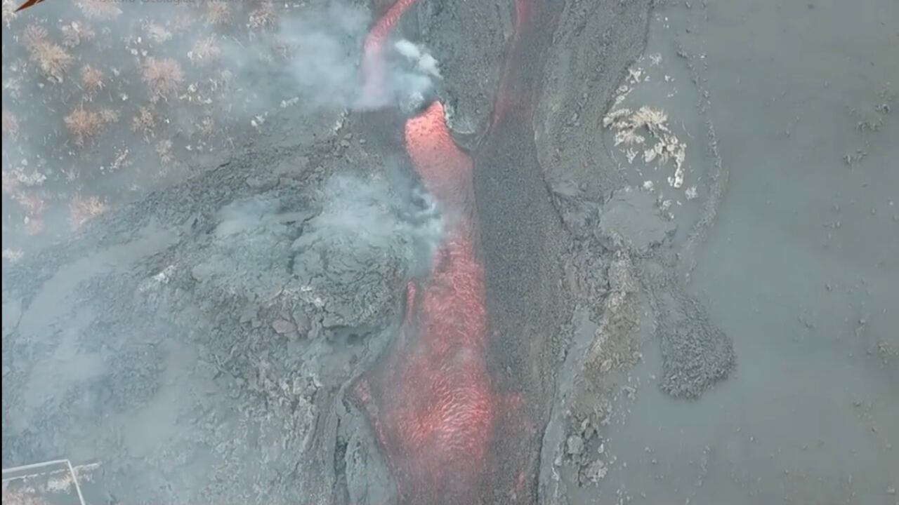 Impactante video: así avanza el volcan Cumbre vieja en las Islas Canarias
