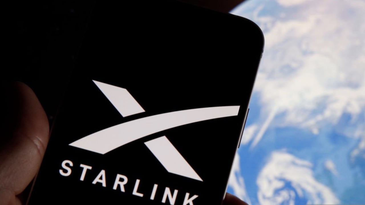 Las Fuerzas Armadas de Japón están considerando usar Starlink, la red de comunicaciones por satélite de SpaceX, del multimillonario Elon Musk.