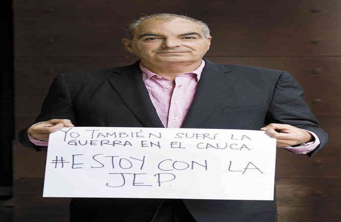 AURELIO IRAGORRI, exministro