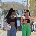 Santiago de Cali amaneció hoy con temperaturas aproximadas a los 34 Grados, esto debido al fenómeno del niño y los caleños se las ingenian para protegerse del inclemente sol que por estos días golpea a la ciudad.