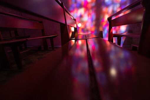 El papa Francisco advirtió este jueves que ante las situaciones de abusos sexuales “especialmente los cometidos por miembros de la Iglesia, no basta pedir perdón”, tras señalar que “la Iglesia no debe tratar de esconder la tragedia de los abusos”.