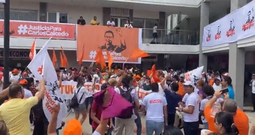 Protestas contra audiencia de Carlos Caicedo.