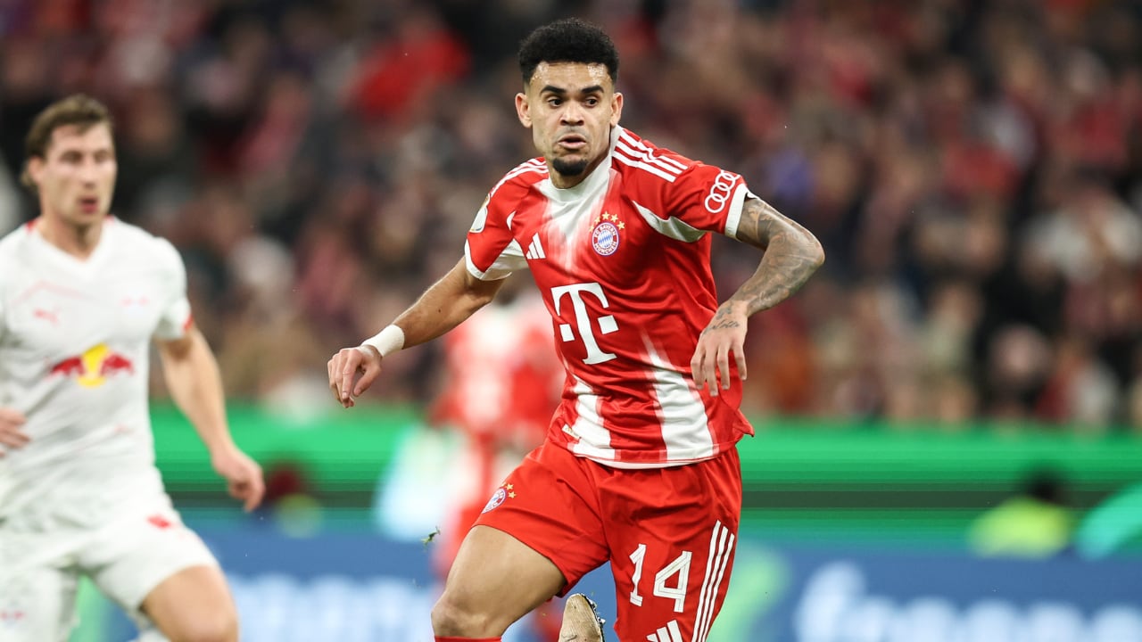 Luis Díaz, con Bayern Múnich ante RB Leipzig, por la Copa de Alemania.