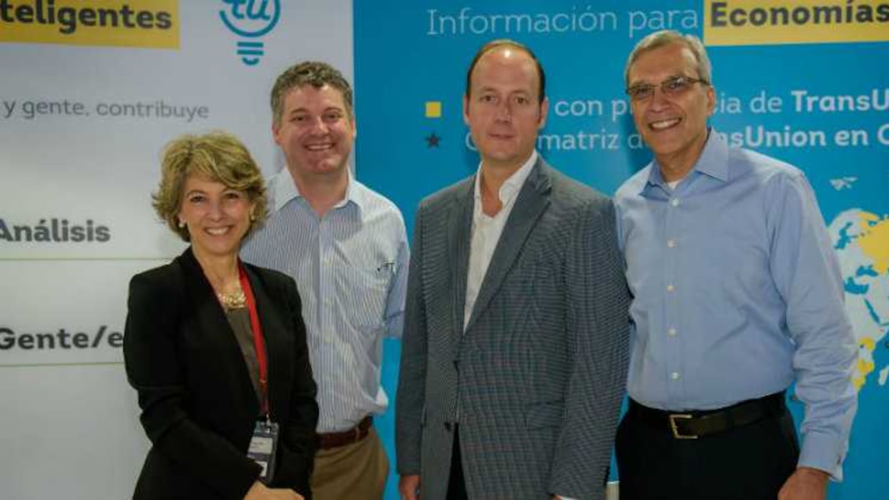 Maria Olga Rehbein, presidente para America Latina, David Neenan, presidente internacional, Hernando Osorio, presidente para Colombia y Mohit Kapoor de Transunion