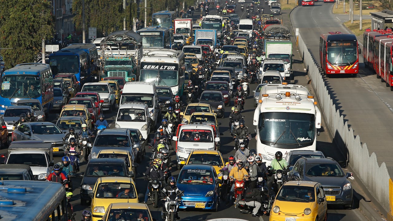 El pico y placa es una de las estrategias que se usan para reducir los trancones en Bogotá