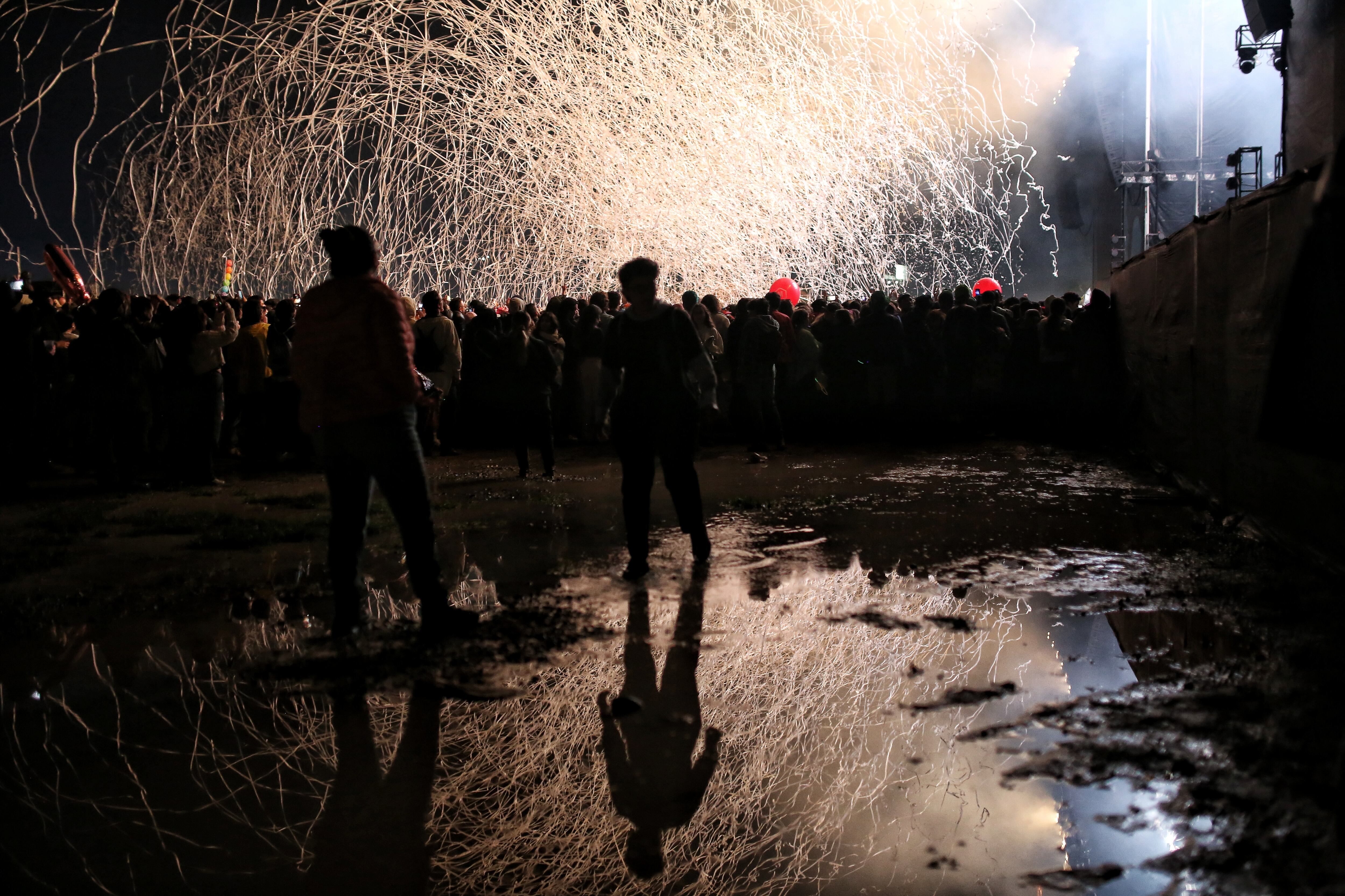 Postal inolvidable del FEP en Briceño 18.