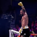 El excampeón mundial tomó la decisión ante los constantes ataques por parte de Rusia a su nación.