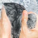 Las manchas de ropa pueden desaparecer gracias al bicarbonato y el vinagre