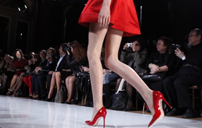 El rojo es un color muy poderoso que transmite amor y seguridad, aunque también se asocia al peligro. Foto: Showbit