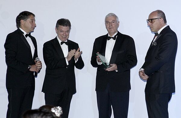 Fernando Quijano, Juan Manuel Santos, Carlos Enrique Piedrahíta y Juan Carlos Hernández.