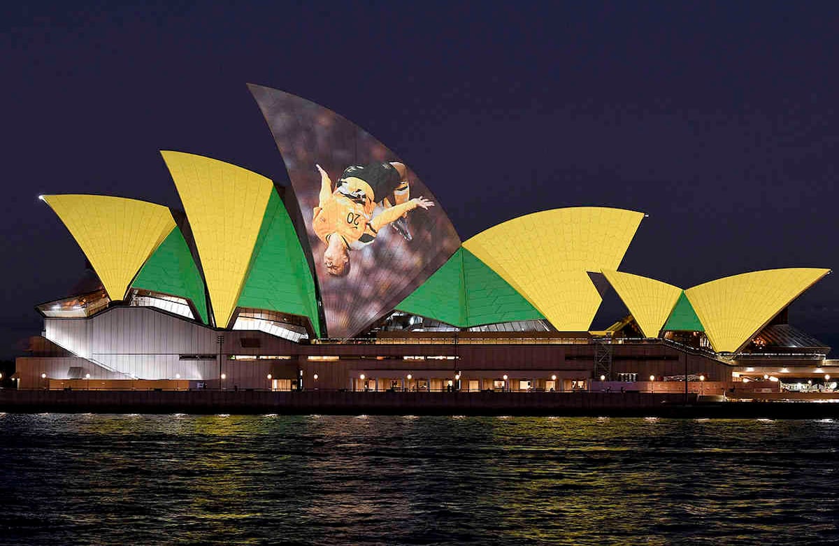 La Ópera de Sídney se iluminó en apoyo a la oferta conjunta de Australia y Nueva Zelanda para organizar la Copa Mundial Femenina de la FIFA 2023, en Sydney, el 25 de junio. Y ganaron. Foto: Bianca De Marchi / Imagen AAP vía AP