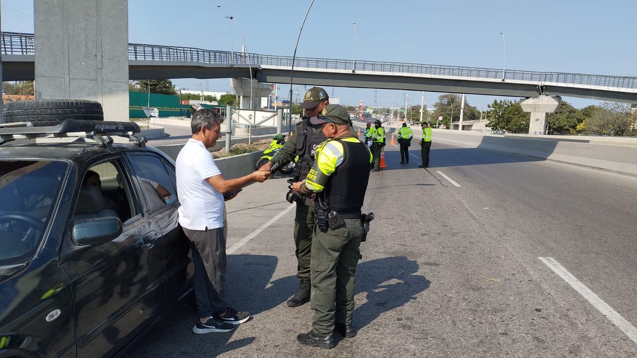 Controles de la Policía de Tránsito en Barranquilla.