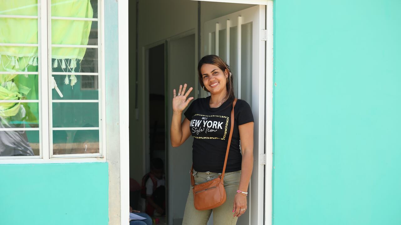 Unas 75 personas del sector de Los Girasoles, en Puerto Colombia, Atlántico, se beneficiaron de los módulos habitacionales entregados por Homecenter.