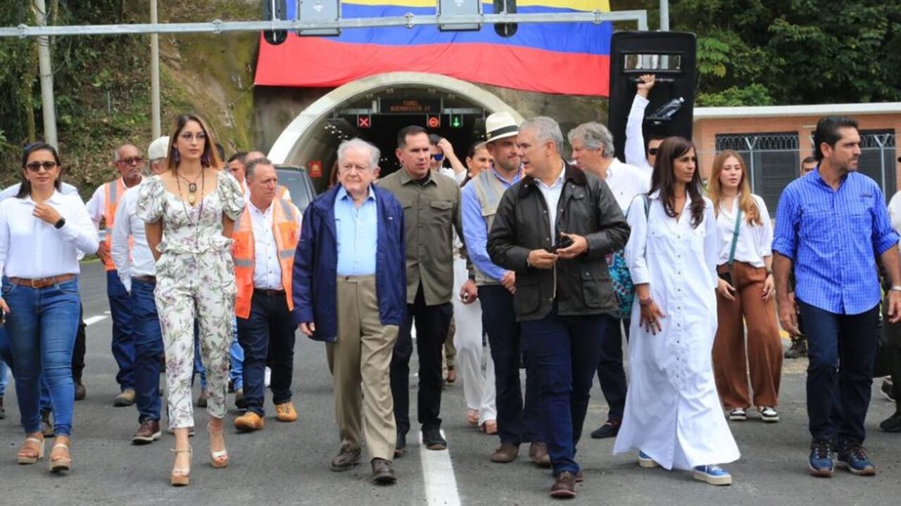 Presidente Duque inauguró vía Chirajara-Fundadores.