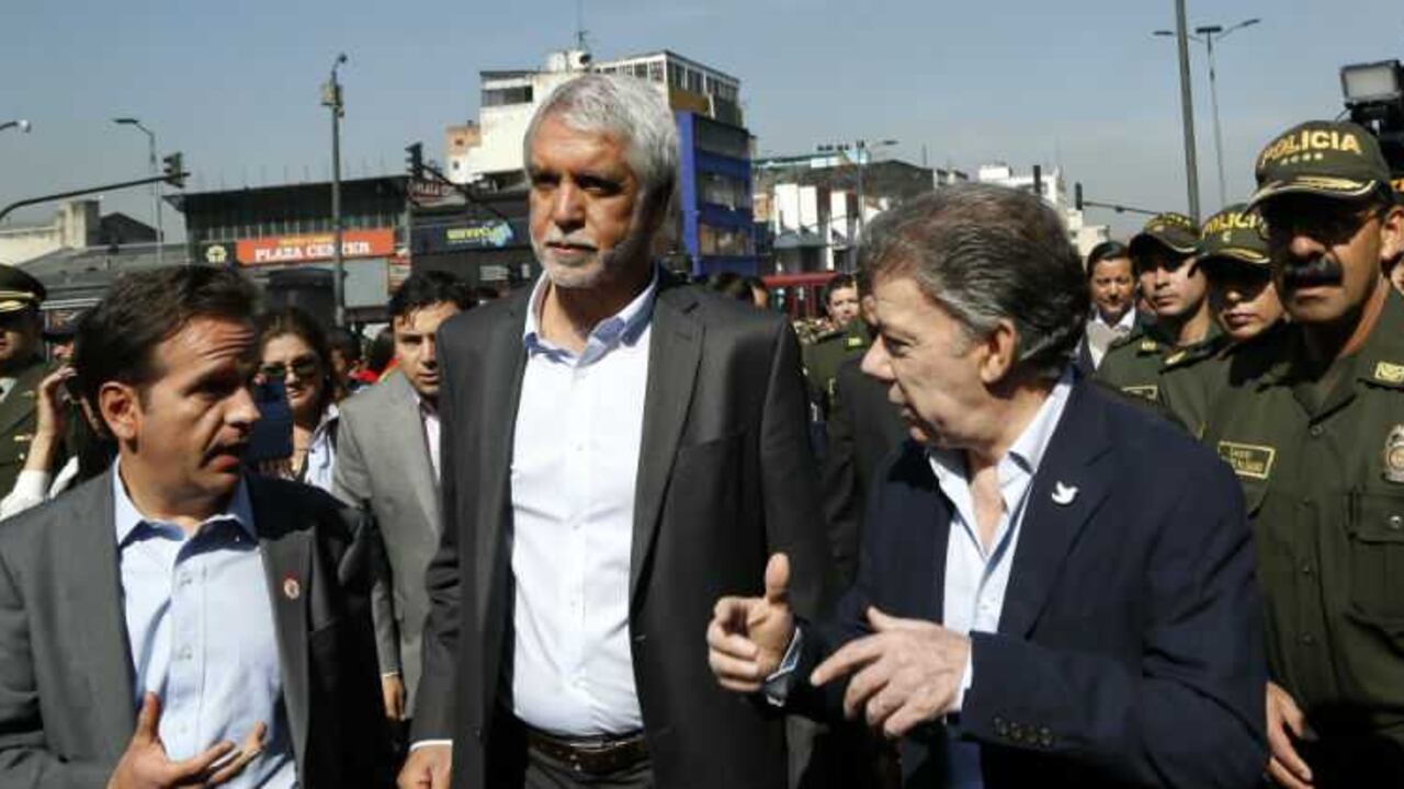 Daniel Mejía, Enrique Peñalosa y Juan Manuel Santos.