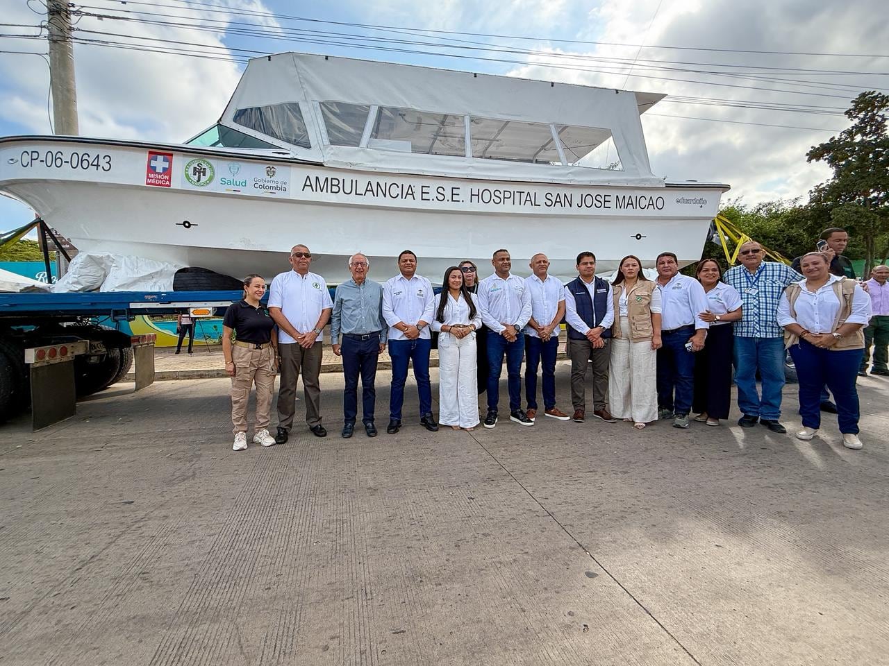 Lanchas ambulancias entregadas en Maicao, un municipio sin mar ni río.