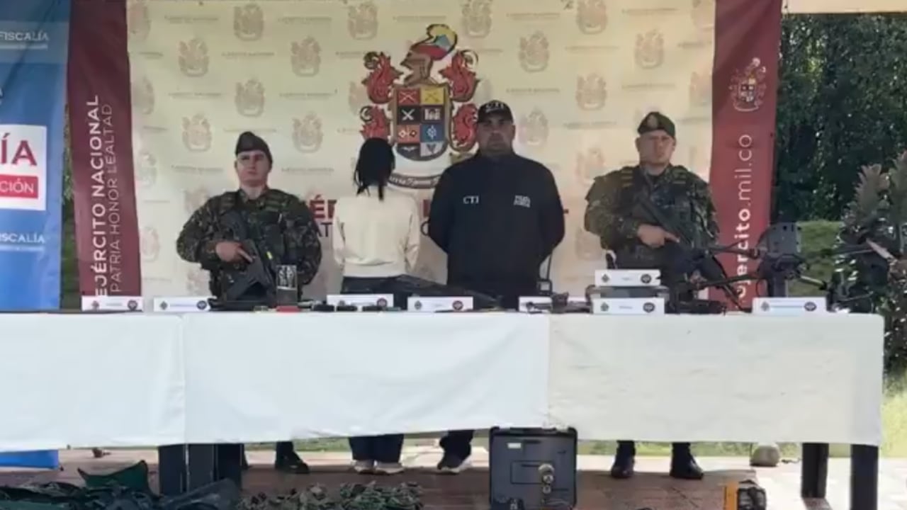 Alias La Mona, integrante de la Estructura 36 de las Farc, se sometió a la justicia en Briceño, Antioquia.