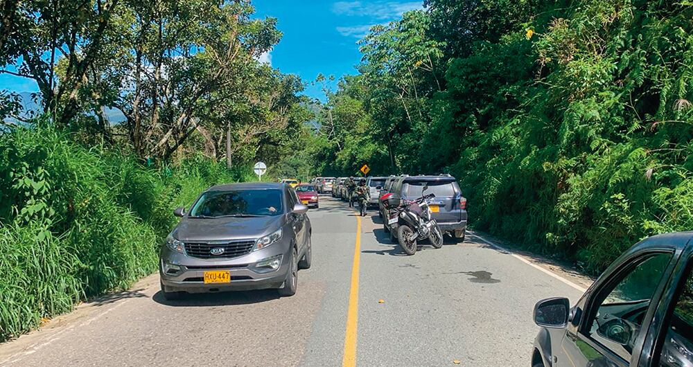 Caravana detenida en Antioquia con disidentes de las Farc. 