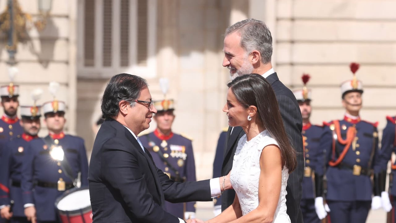 El rey Felipe VI recibió al presidente Gustavo Petro en el Palacio Real de Madrid.