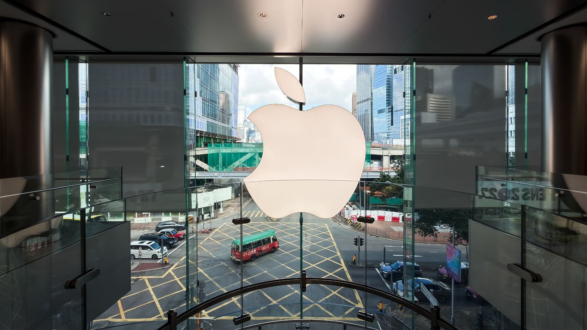 Apple prioriza la inteligencia artificial y dejaría sin versiones Pro y Max a los chips M6.