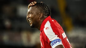 Hugo Rodallega celebra el gol contra Platense.