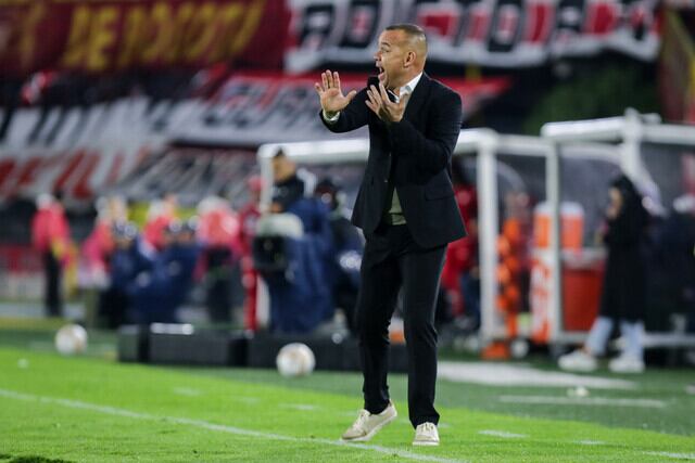 Dudamel acumula tres triunfos, tres empates y una derrota desde que llegó al Bucaramanga.