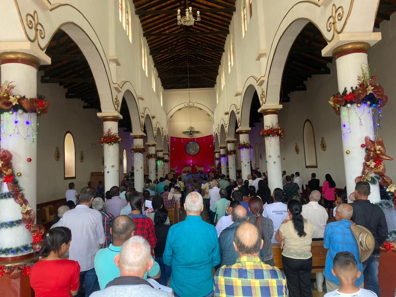 La comunidad de Santa Rita de Ituango marchó por las calles del pueblo para pedir la liberación de Miller Guerra.