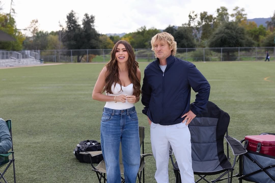 Sofía Vergara y Owen Wilsondurante el Super Bowl 60, inmediatamente después del espectáculo de medio tiempo.