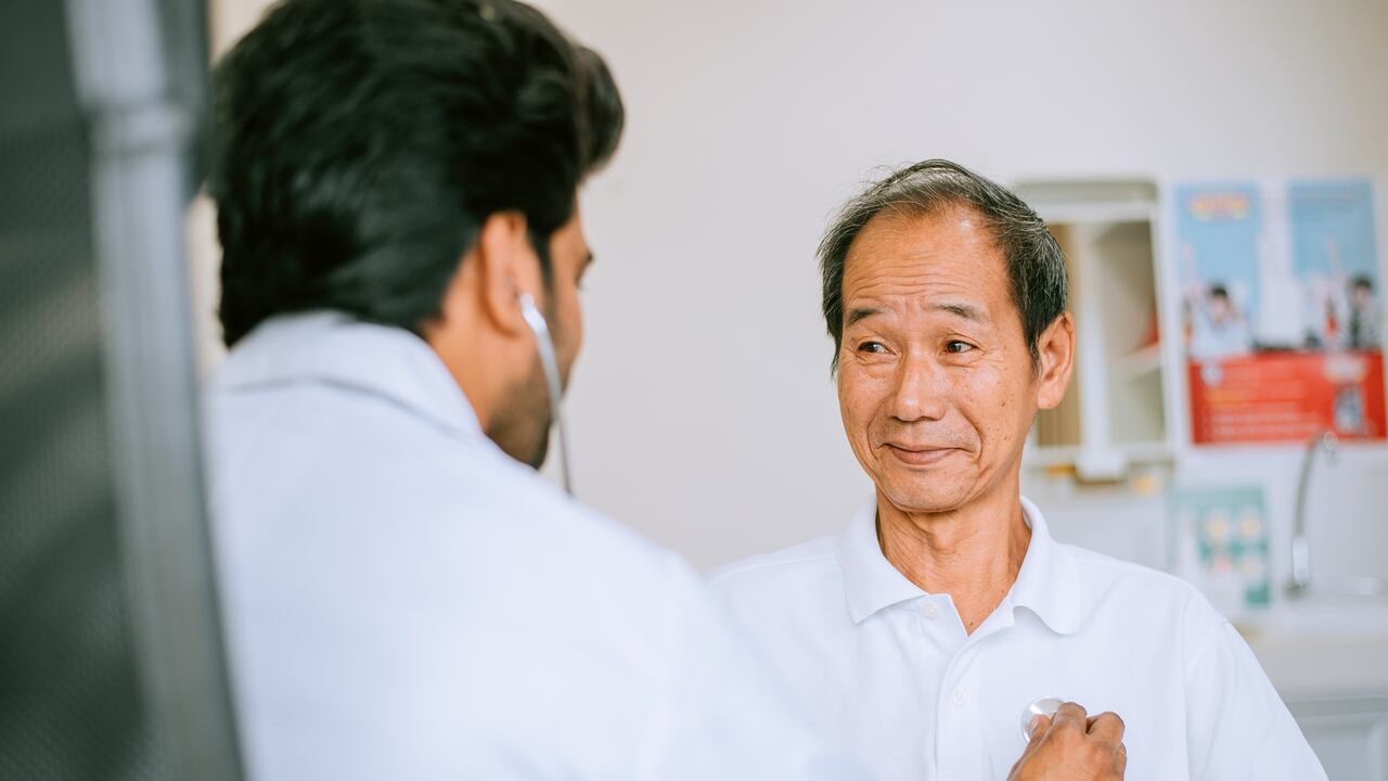 El cáncer de seno también pueden padecerlo los hombres.