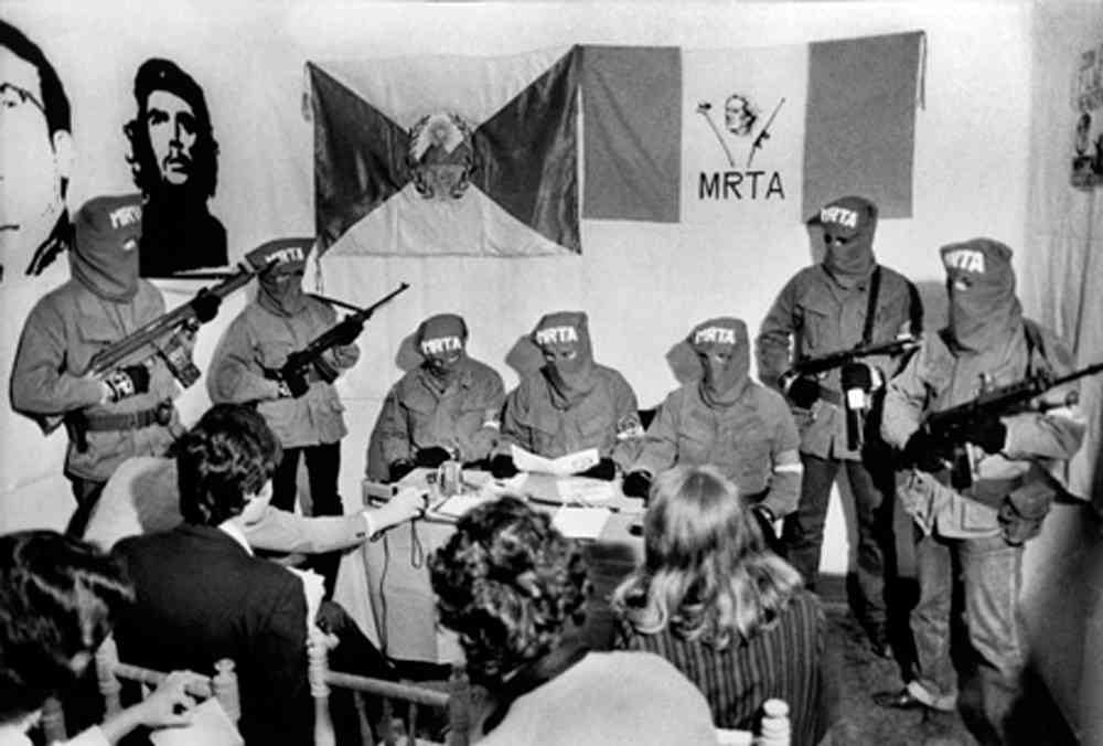 Sendero Luminoso y MRTA en una conferencia clandestina. 