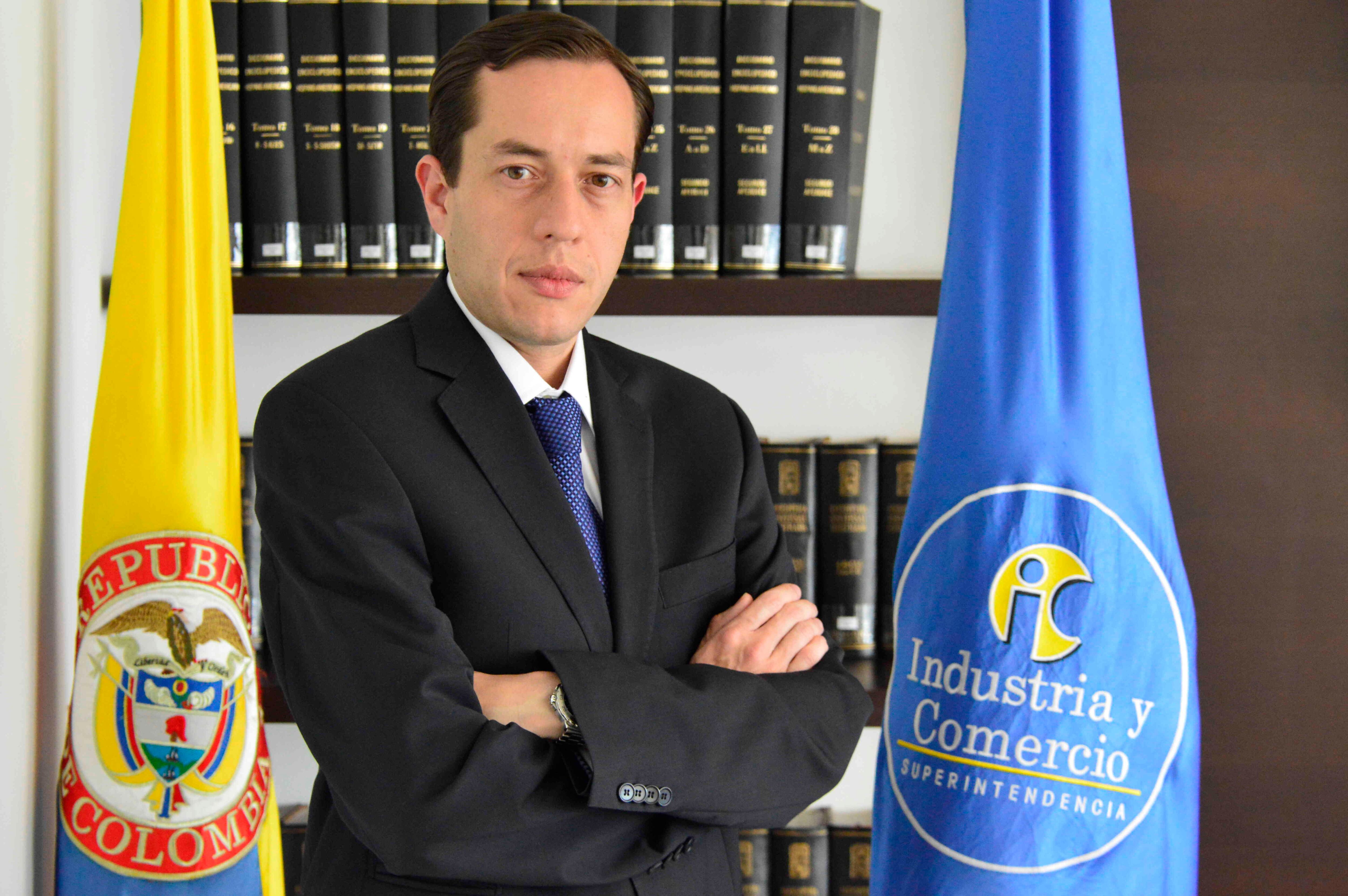 Andrés Barreto superintendente