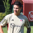 James Rodríguez en uno de sus primeros entrenamientos con el Sao Paulo de Brasil.