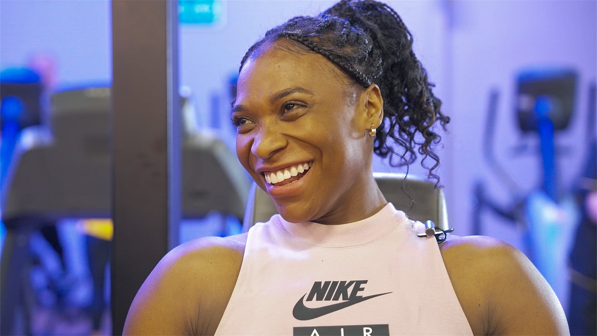 Yenny Álvarez, pesista olímpica.