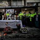 Homenaje velatón a Humberto Sabogal Policía asesinado en medio de un atraco en el sur de Bogotá. Foto Esteban Vega