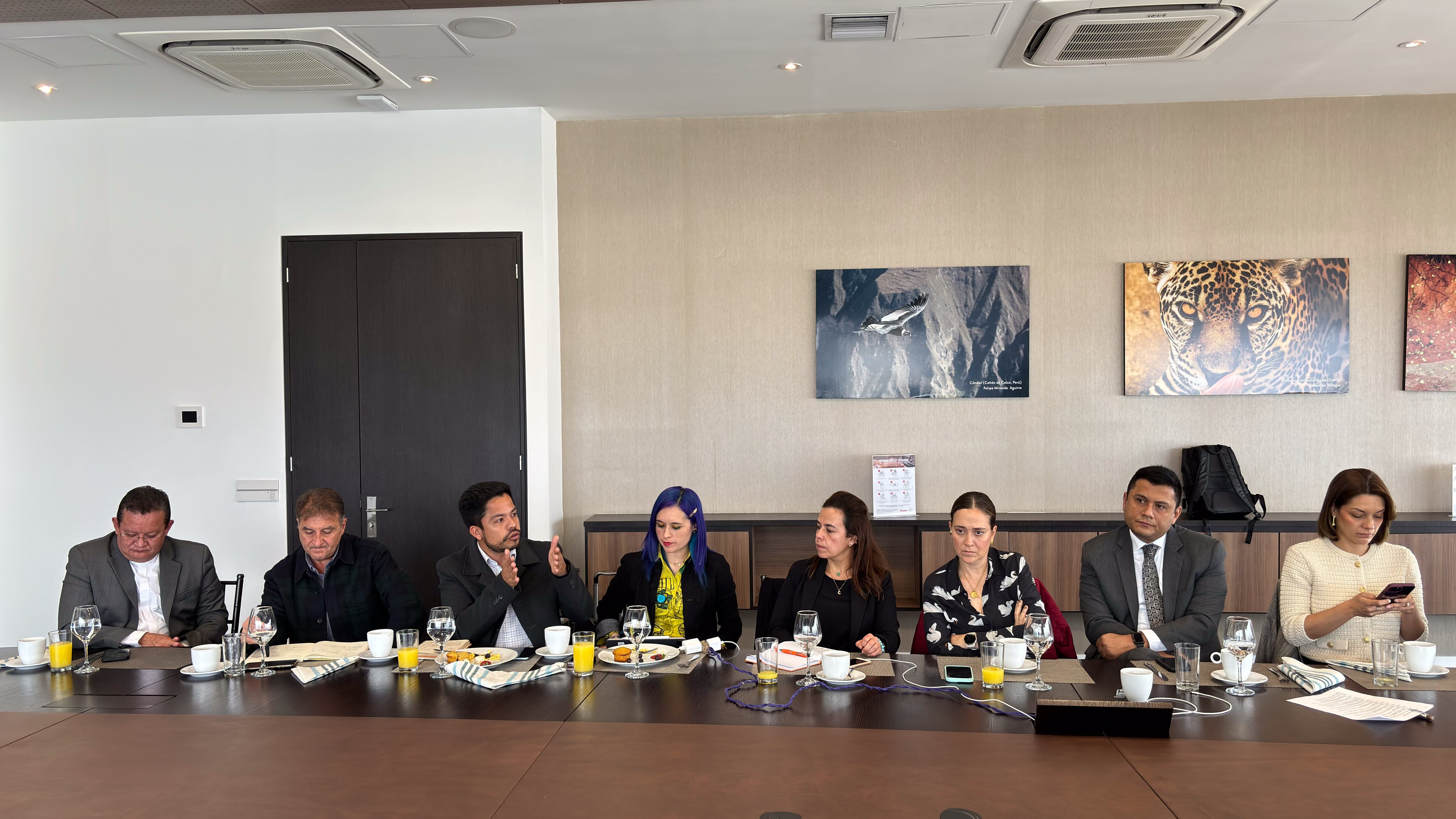 Durante el encuentro los expertos expusieron ideas valiosas para mejorar el panorama educativo actual.