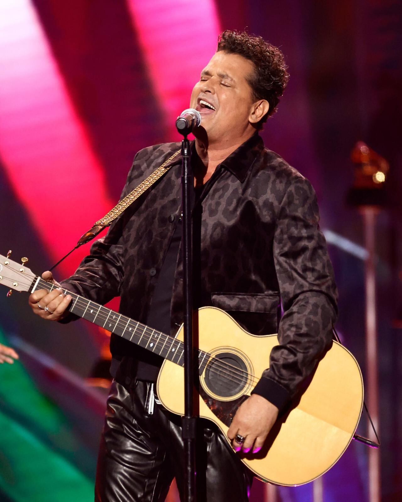 Carlos Vives en los Grammy 2023