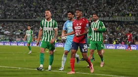 Clásico paisa entre Nacional y Medellín se vistió de verde en el Atanasio