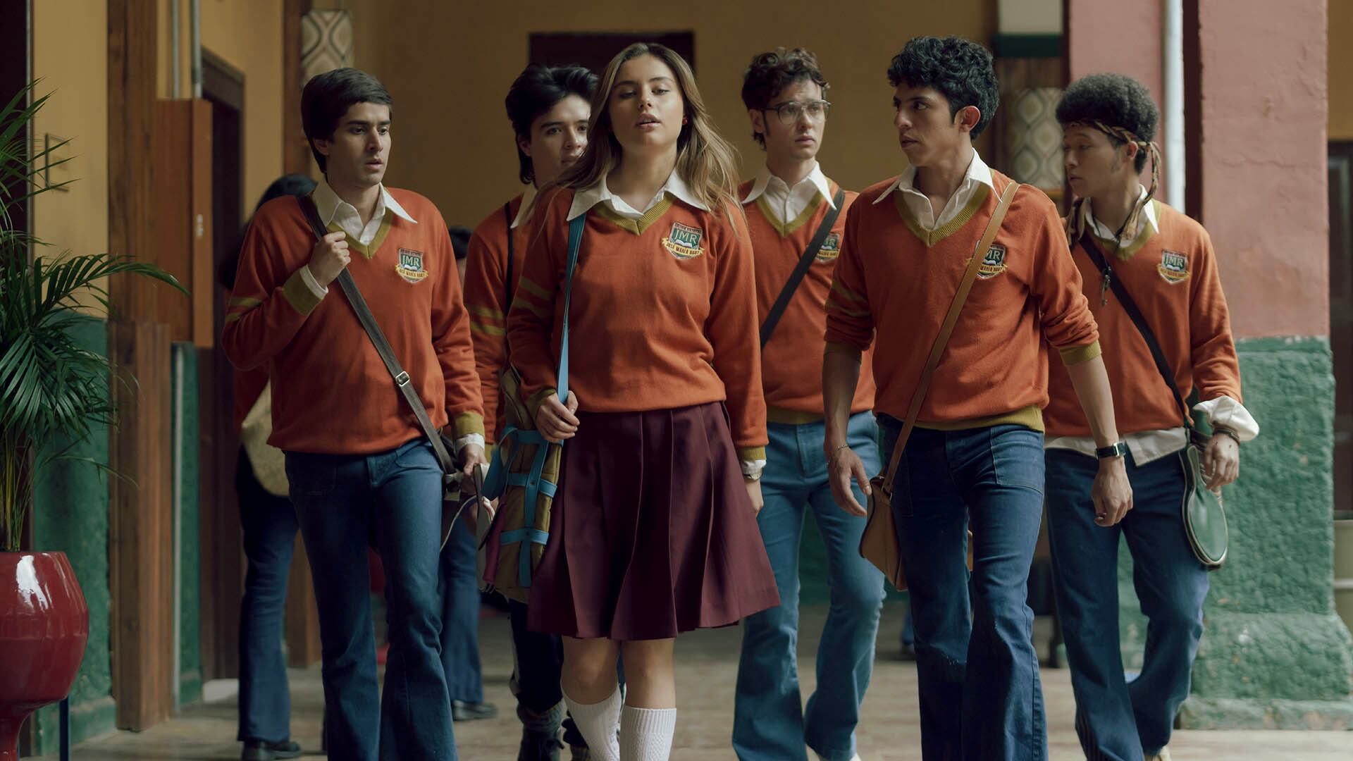 La historia de Eva Samper, Camilo Granados y los chicos del Colegio Distrital José María Root, seguirá atrapando la atención de distintas generaciones en la segunda temporada de La primera vez.