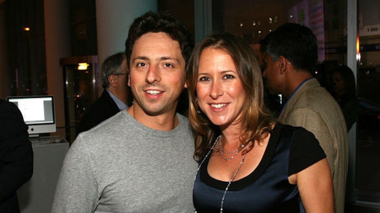 El cofundador de Google, Sergey Brin y su esposa, Anne Wojcicki.