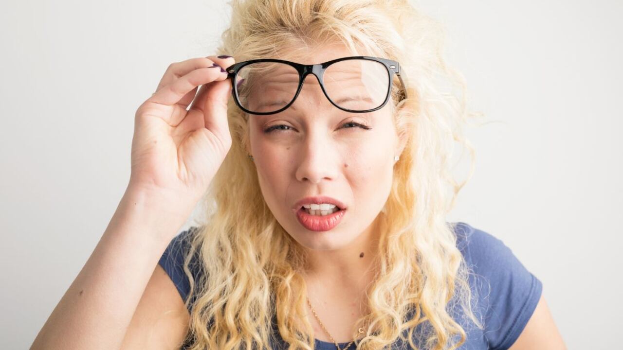 Por lo menos 2.200 millones de personas padecen deficiencia visual y, de ellas, “por lo menos 1.000 millones tienen una deficiencia visual que podría haberse evitado o que aún no se ha tratado”, de acuerdo con la Organización Mundial de la Salud (OMS).